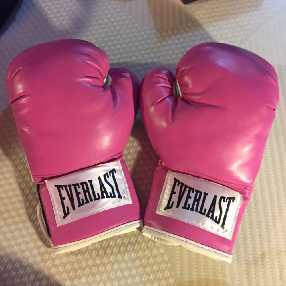 Everlast Pink Boxing Gloves - GOOD CONDITION!